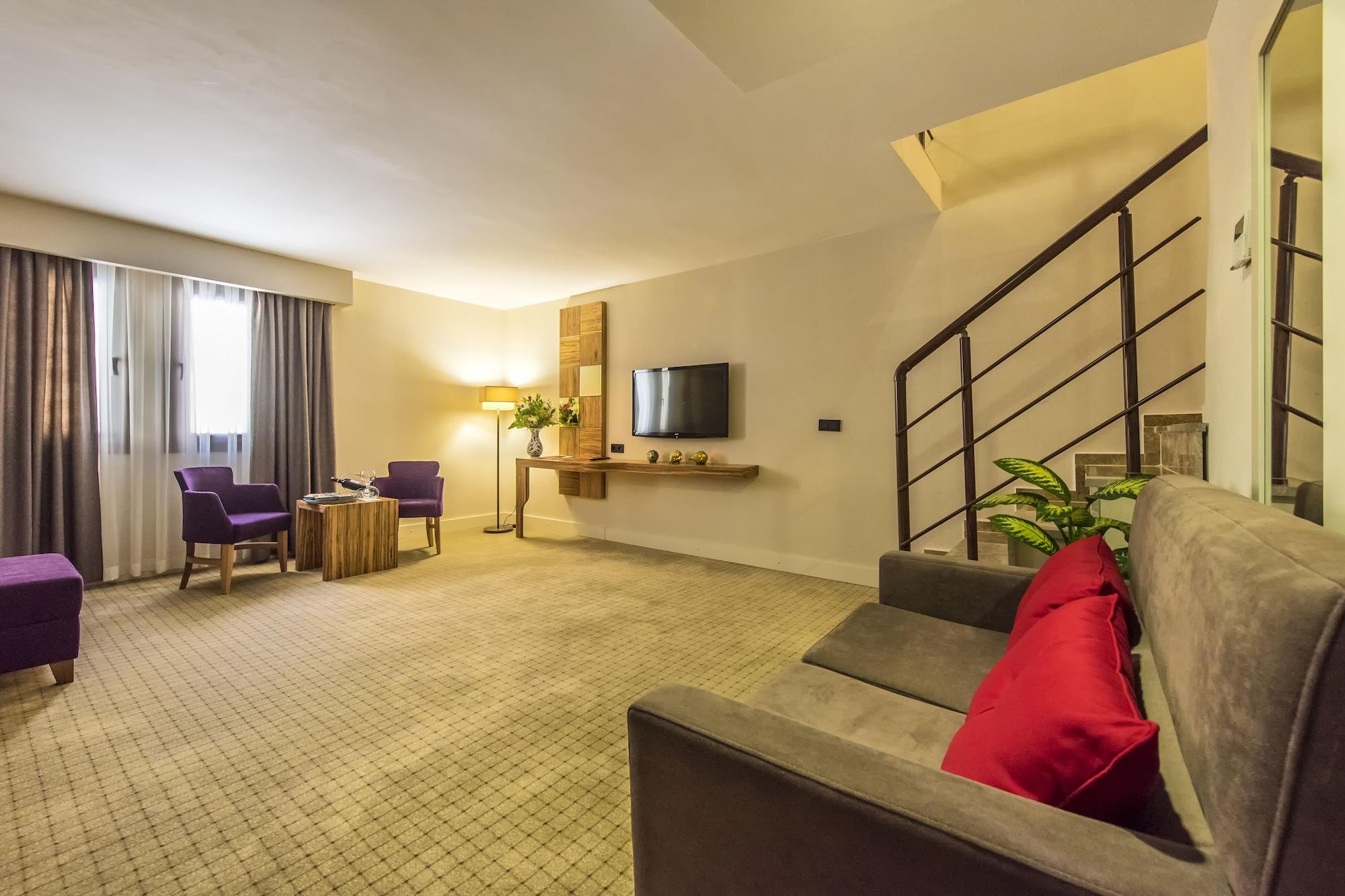 Ramada By Wyndham Cappadocia Ξενοδοχείο Ortahisar Εξωτερικό φωτογραφία